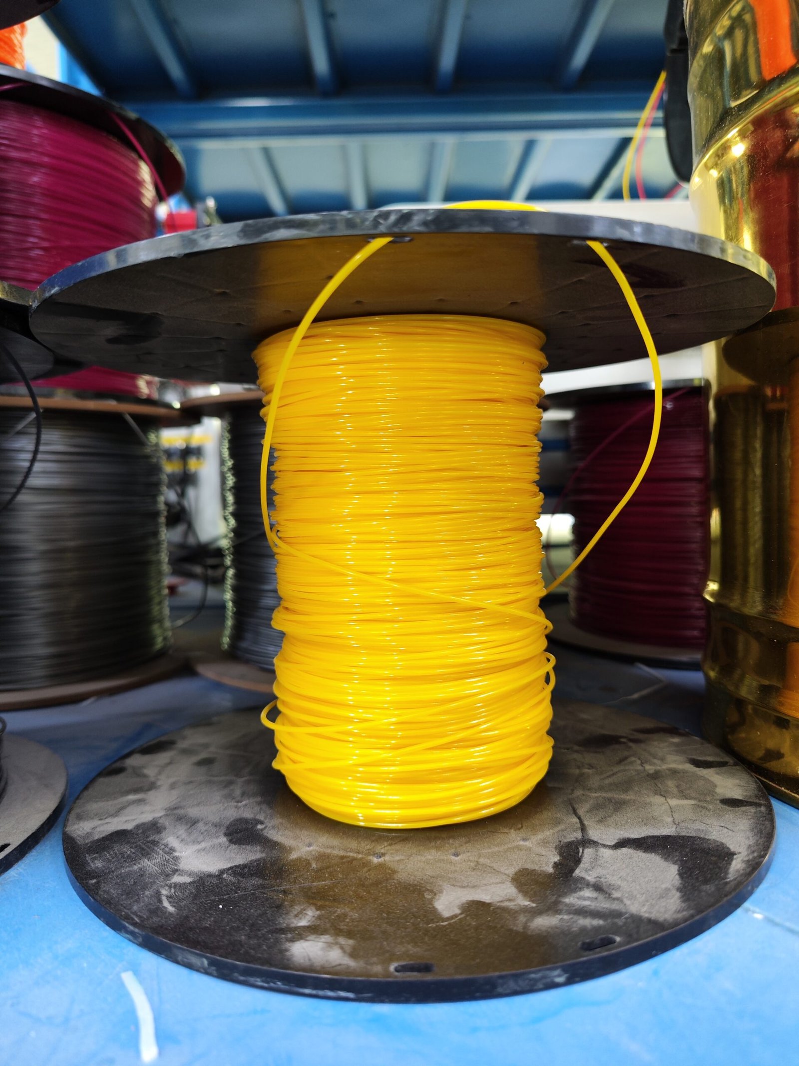 Transparent Middle Yellow